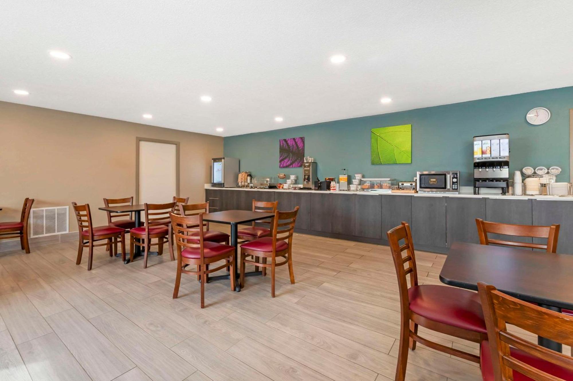 Sleep Inn & Suites Wisconsin Dells Bagian luar foto